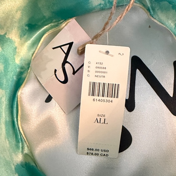 Stylish Gray Suede Hat - Picture 2 of 3